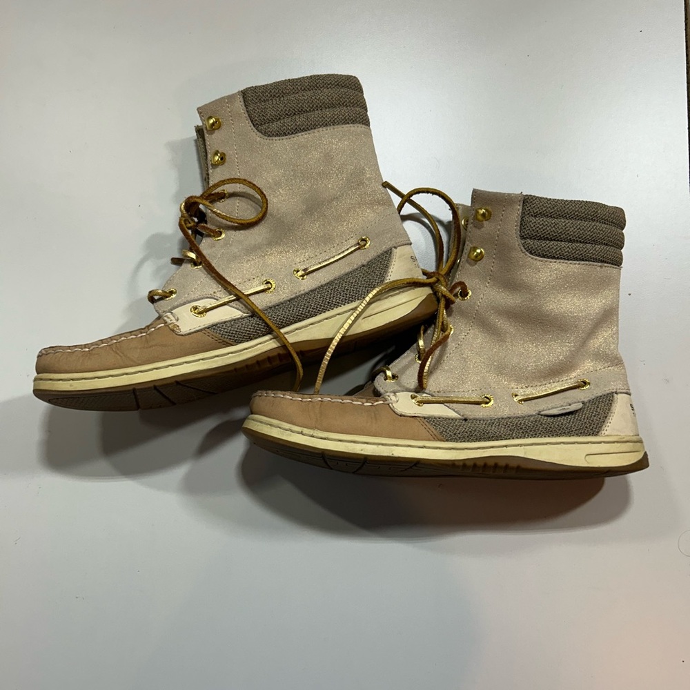 Sperry Tan Lace Up Boots